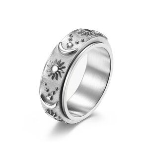 Sun Moon Star Fidget Spinner Band Ring-NWOT